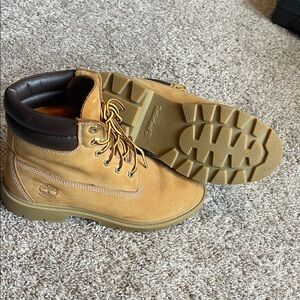 Timberland Women’s Wheat Nubuck Leather Boots